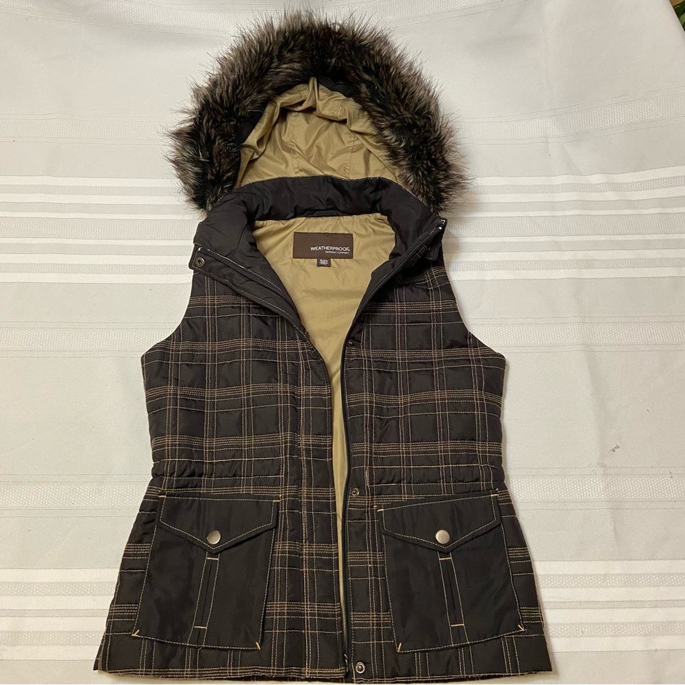 Women’s Vintage Black/Tan Vest-Contrasting Stitching -Removable Hood - Size S
